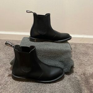 Dr. Martens Air Wair Black size 9